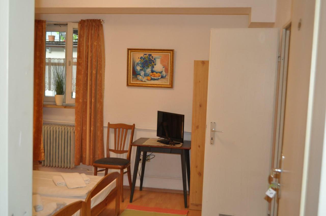 Weinstube Heigl Restaurante Pizzeria Puccini Hotell Landshut Eksteriør bilde