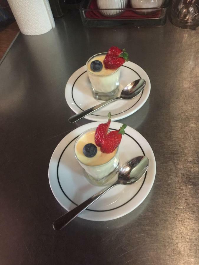 Weinstube Heigl Restaurante Pizzeria Puccini Hotell Landshut Eksteriør bilde